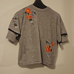 T H M L  woman sweater L